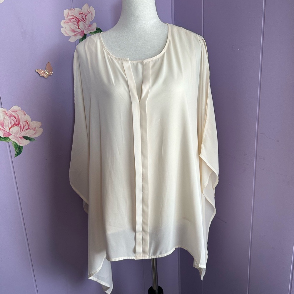 Women’s Cream Blouse With Built In Tank Size L